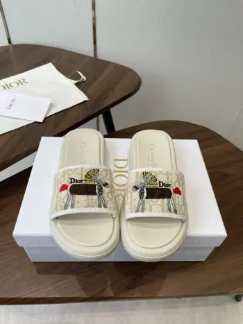 26ss 春夏新款 D字刺绣厚底拖鞋 高仿迪奥女士凉鞋/拖鞋