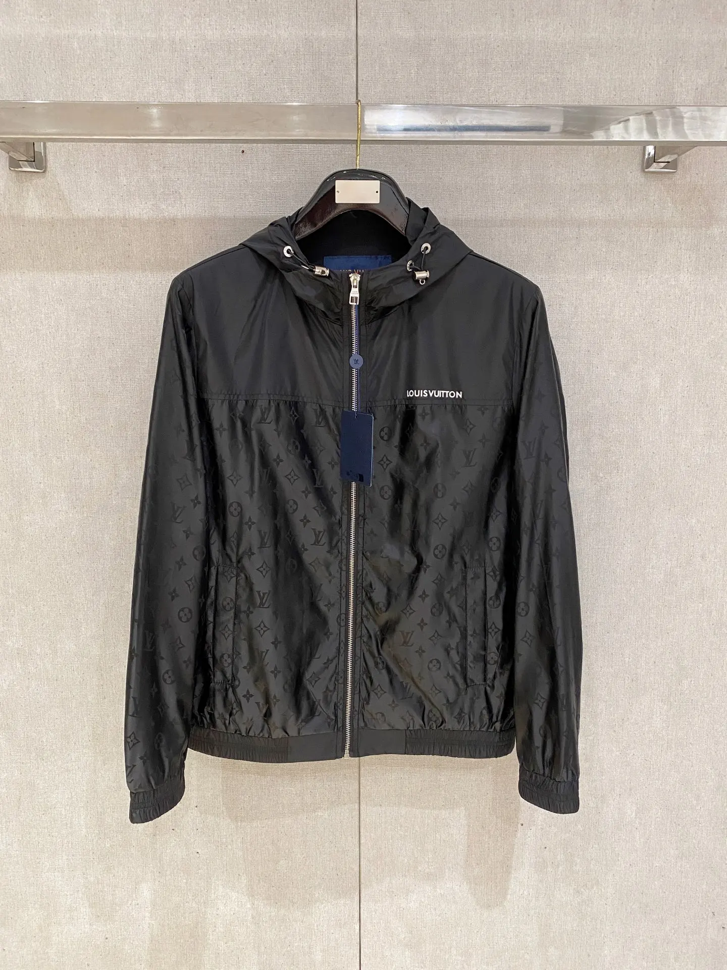 LV  2026FW秋冬新品连帽夹克外套