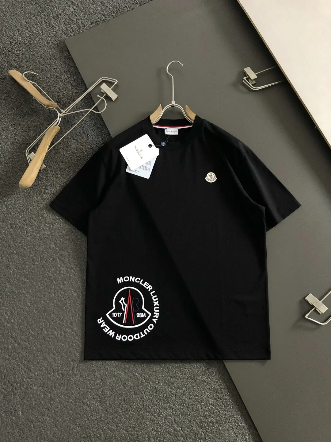 Moncler Spring/Summer 2026 Embroidered Short Sleeve Moncler Spring/Summer 2026 Embroidered Short Sleeve
