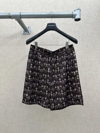 桑蚕丝休闲套装 高仿LV短裤/沙滩裤