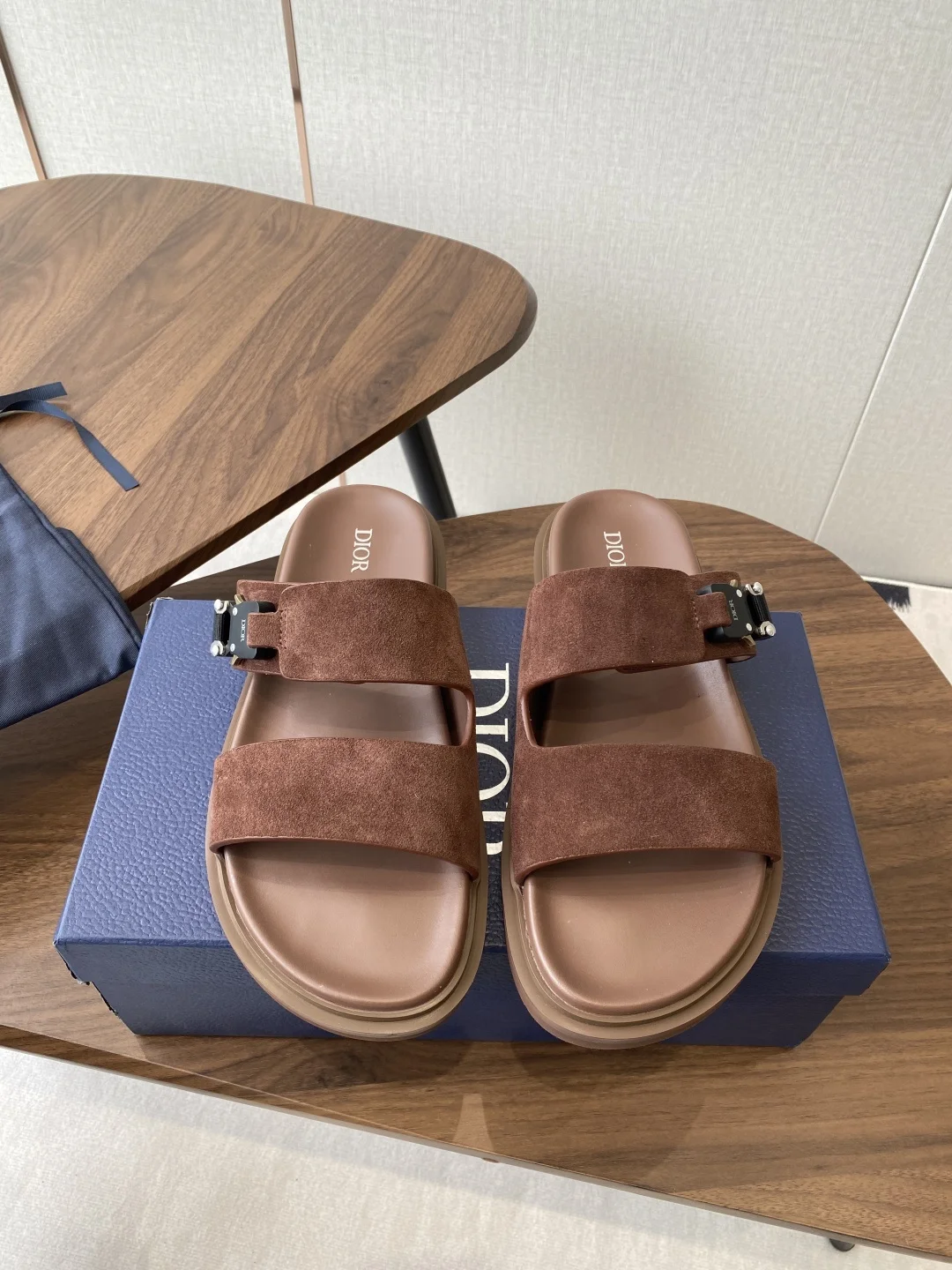 迪奥 25ss 春夏最新款 男士超轻发泡大底 凉拖