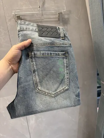 2026春夏经典蓝洗水牛仔裤 高仿BV牛仔裤