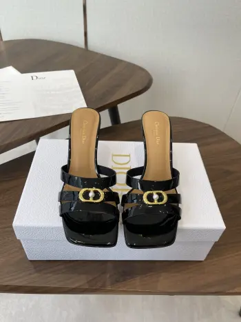 2026春夏走秀新款Tribales系列女鞋 高仿迪奥女士高跟鞋/单鞋