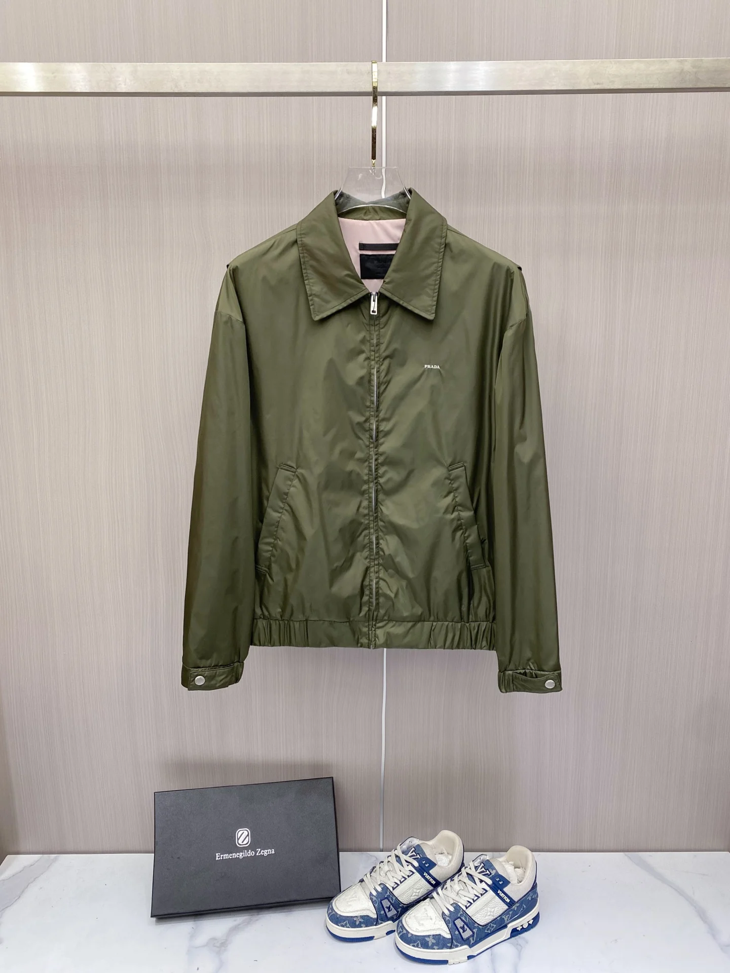 普拉达 026ss春季新款连帽夹克外套