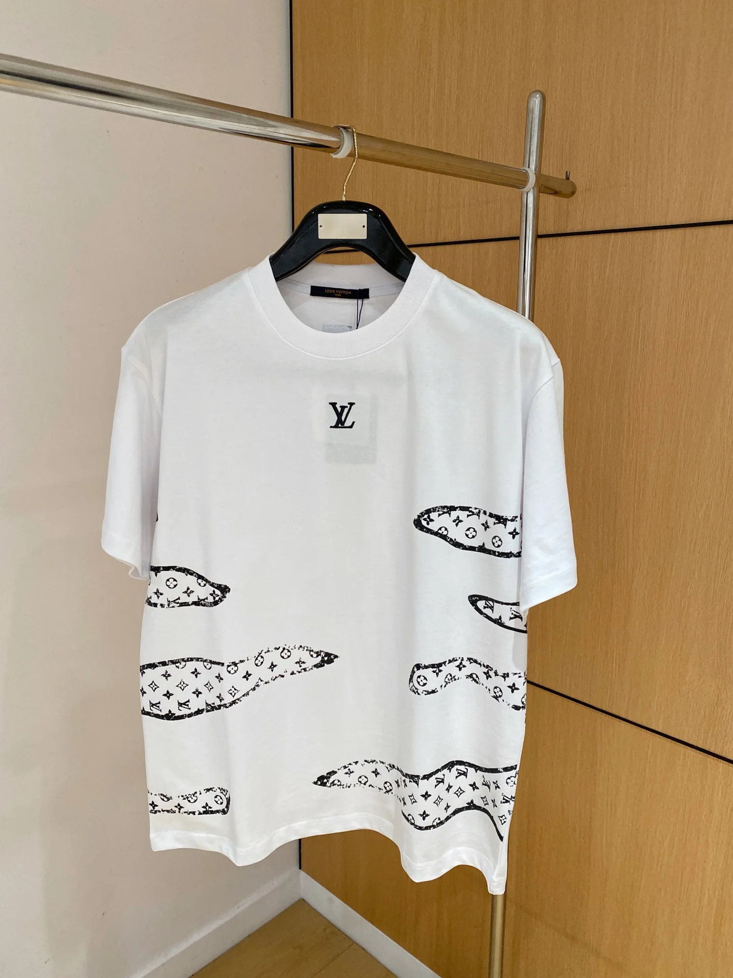 LV 2026春夏新款宽松短袖