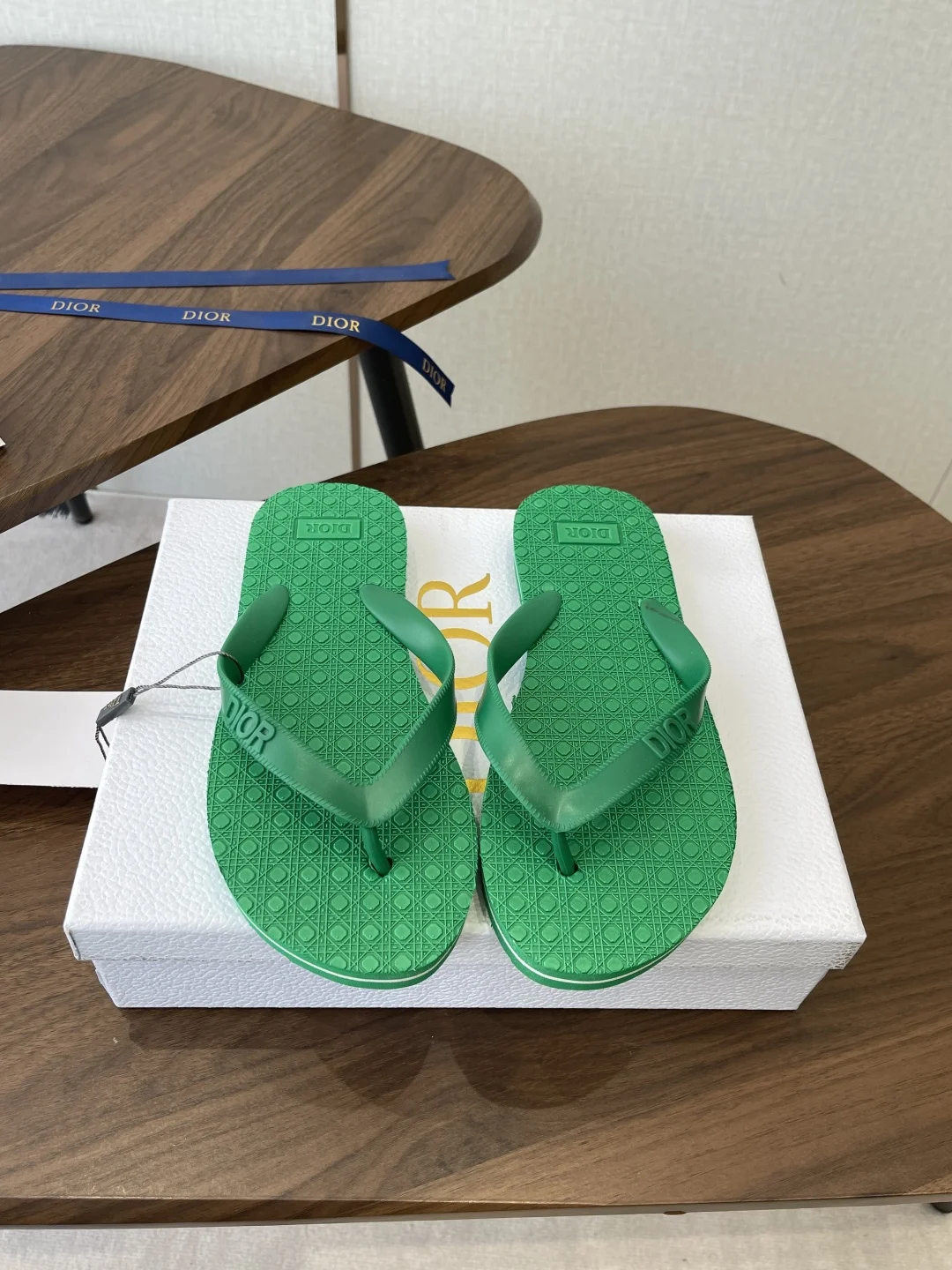 迪奥 26ss春夏爆款松糕凉拖 迪奥 26ss春夏爆款松糕凉拖