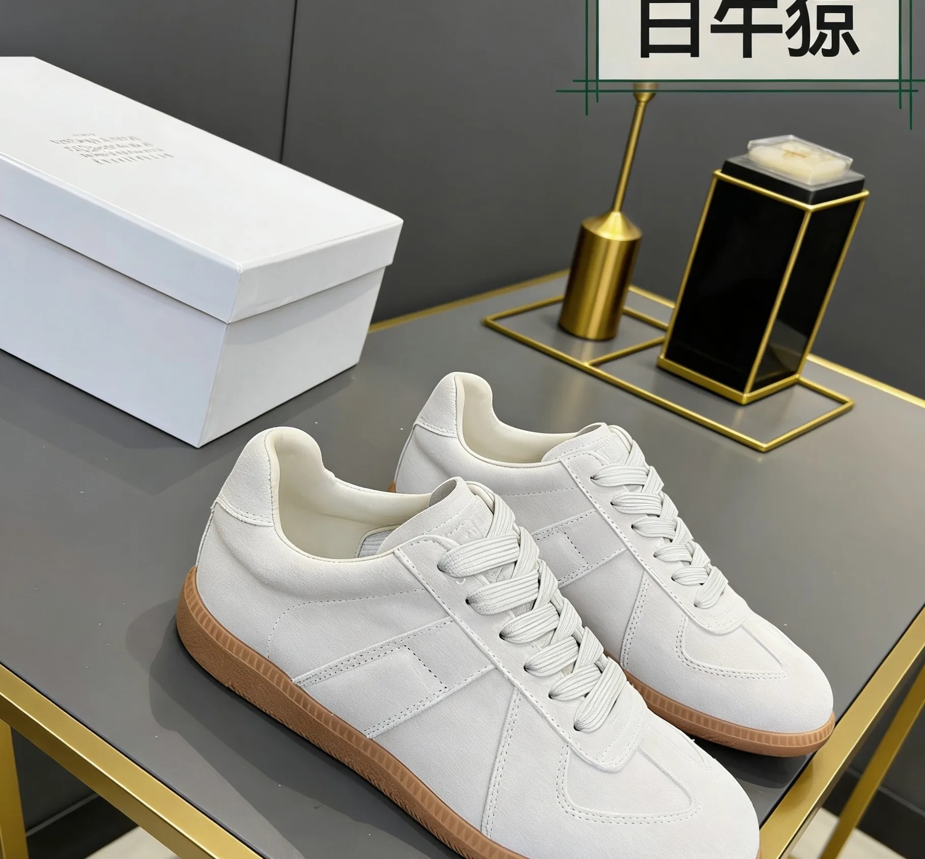 Maison Margiela 𝐌𝐌𝟔德训休闲板鞋 Maison Margiela 𝐌𝐌𝟔德训休闲板鞋