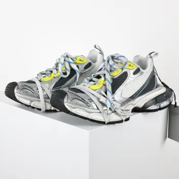 情侣款滑橡胶大底老爹鞋 高仿巴黎世家男士运动鞋