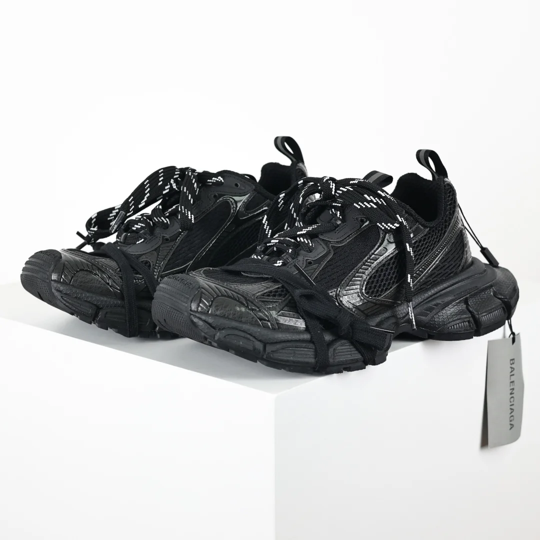 巴黎世家 情侣款防滑橡胶大底老爹鞋