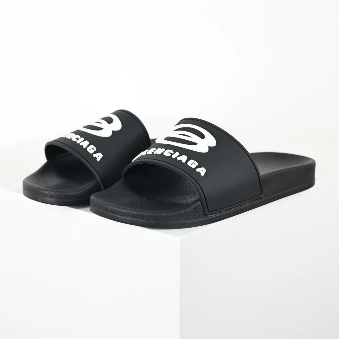 巴黎世家 最新版印花潮流拖鞋 巴黎世家 最新版印花潮流拖鞋