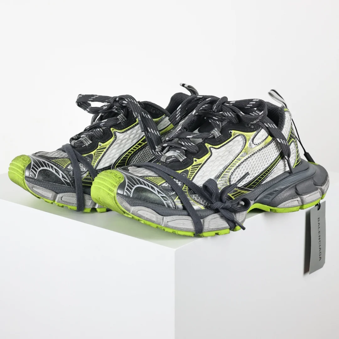 巴黎世家 情侣款防滑橡胶老爹鞋 巴黎世家 情侣款防滑橡胶老爹鞋