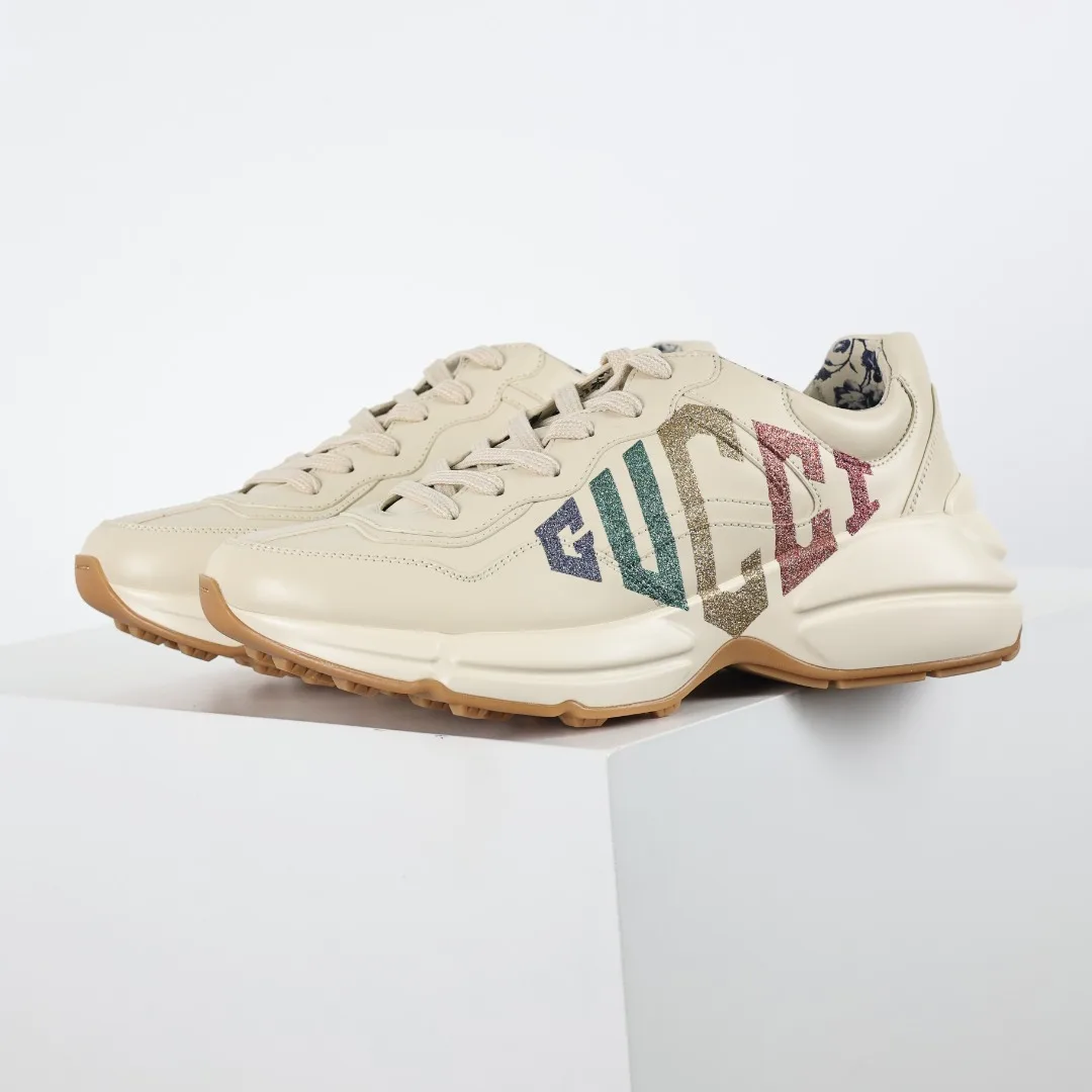 Gucci Couple s vintage dad shoes