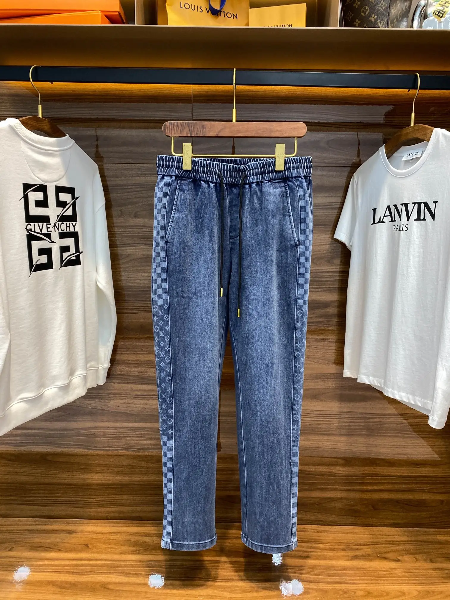 LV 男女同款侧棋盘格老花图案休闲牛仔长裤