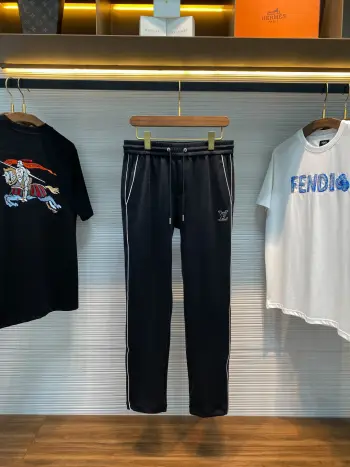 男士立体浮雕徽标撞色滚边装饰直筒运动休闲长裤 高仿LV休闲裤/西裤