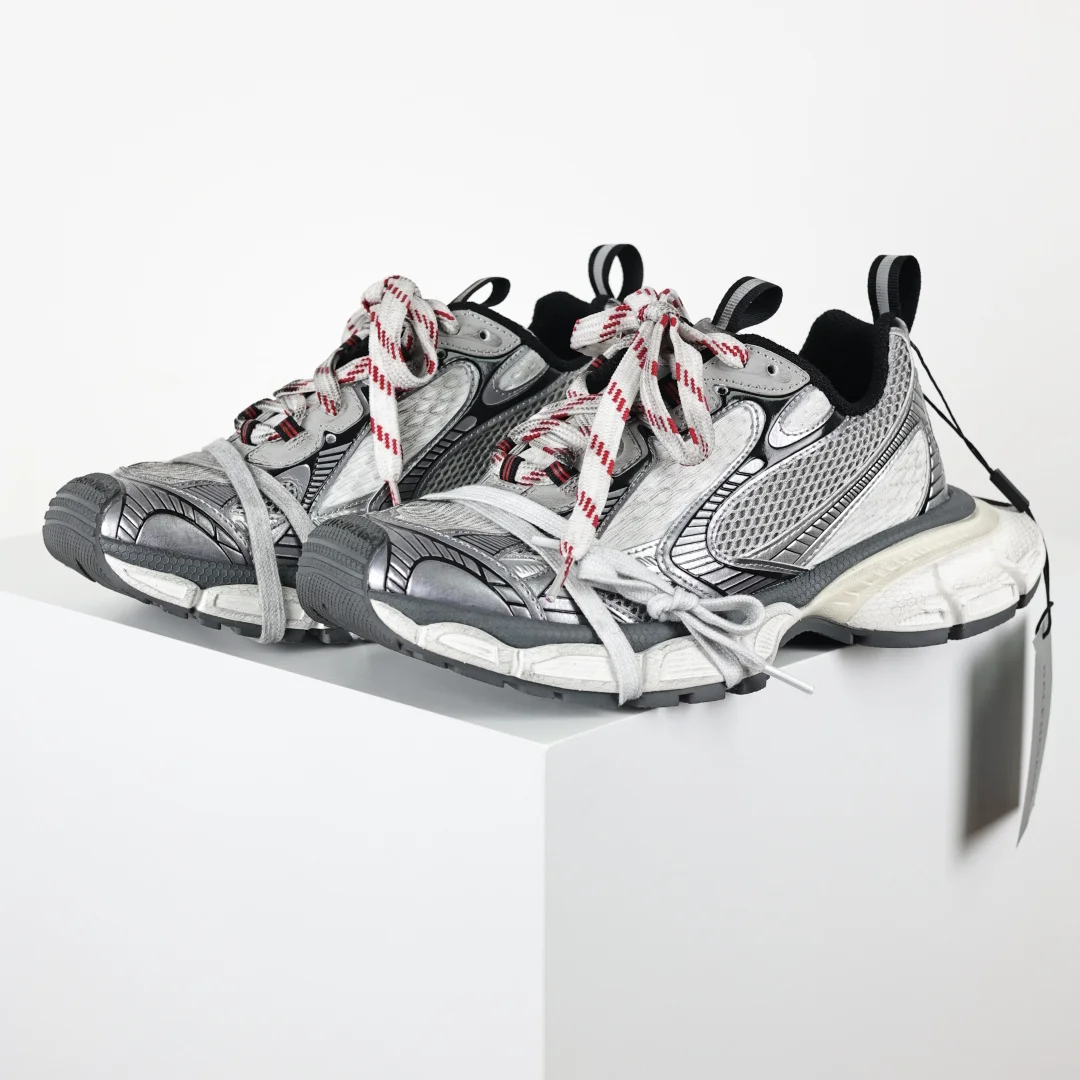 巴黎世家 情侣款防滑橡胶大底老爹鞋