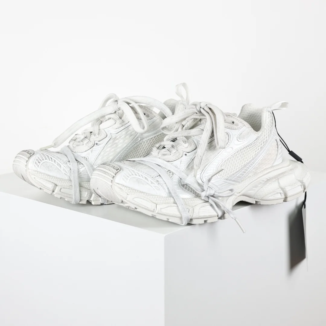 巴黎世家 情侣款滑橡胶大底老爹鞋 巴黎世家 情侣款滑橡胶大底老爹鞋