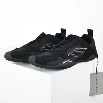 情侣款休闲运动鞋 高仿巴黎世家男士运动鞋