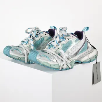 情侣款滑橡胶大底老爹鞋 高仿巴黎世家男士运动鞋