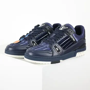 男士压纹粒面小牛皮系带板鞋 高仿LV男士运动鞋