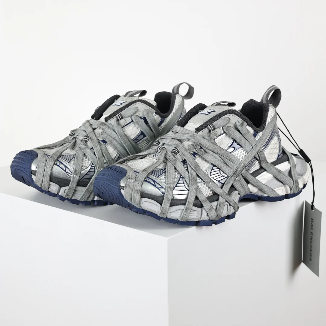 巴黎世家 情侣款防滑橡胶大底老爹鞋 巴黎世家 情侣款防滑橡胶大底老爹鞋