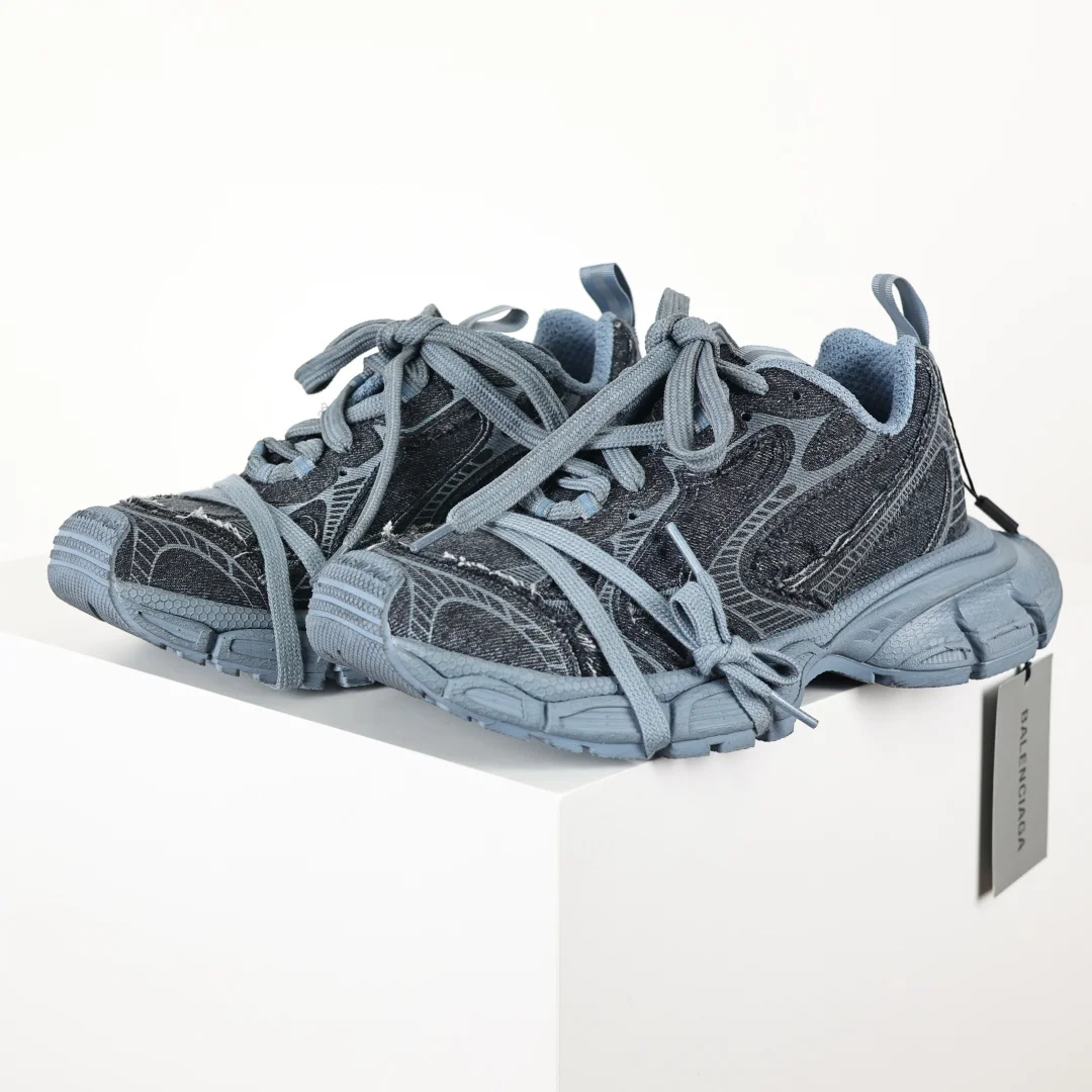 巴黎世家 情侣款防滑橡胶大底老爹鞋 巴黎世家 情侣款防滑橡胶大底老爹鞋