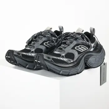 情侣款圆头系带老爹鞋 高仿巴黎世家男士运动鞋