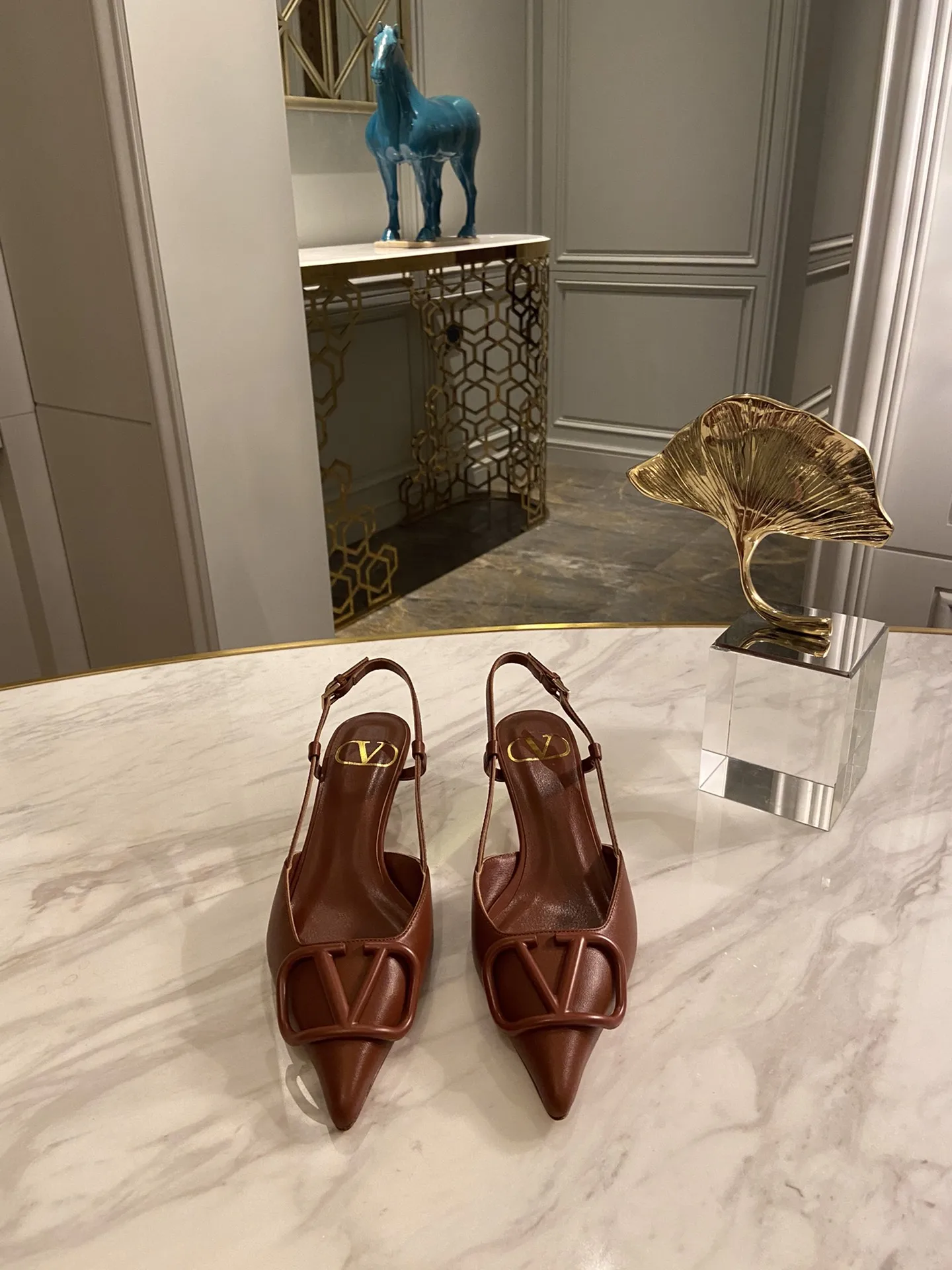 华伦天奴 经典款女士高跟凉鞋