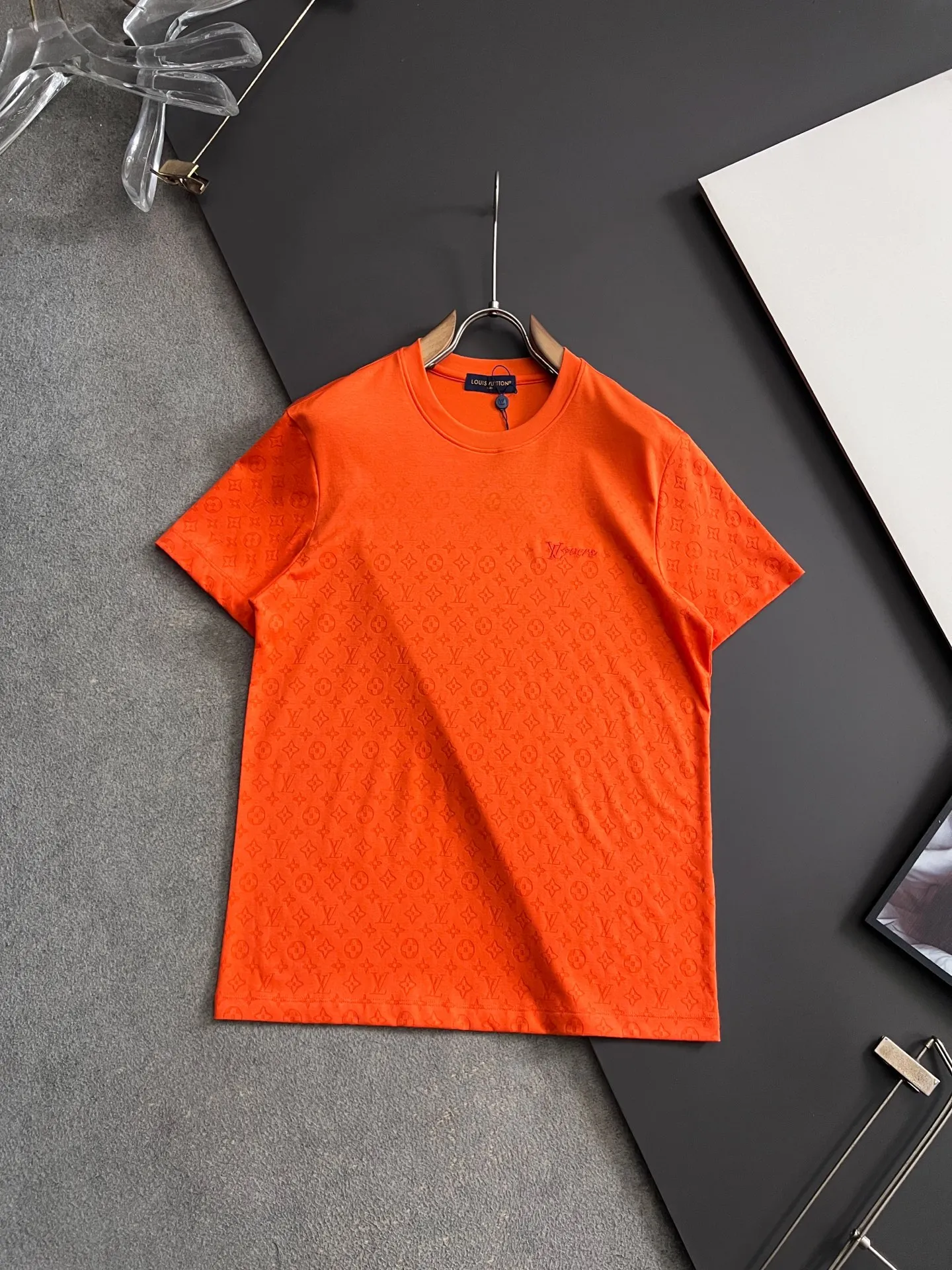 Louis Vuitton Double-strand mercerized imported milk silk T-shirt Louis Vuitton Double-strand mercerized imported milk silk T-shirt