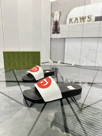 最新款情侣款拖鞋 高仿古奇男士凉鞋/拖鞋