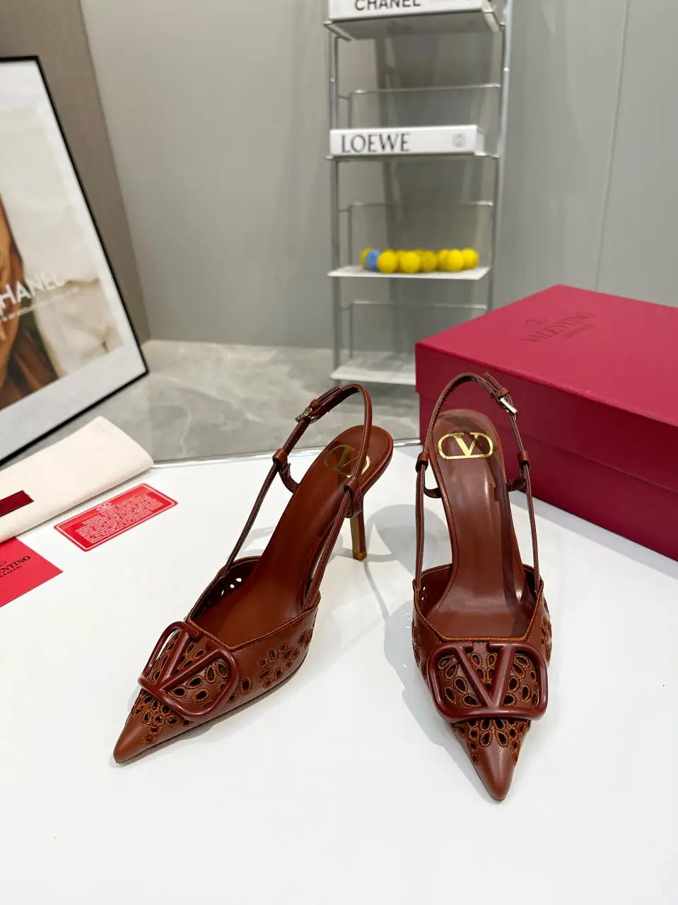 华伦天奴 经典款女士高跟凉鞋