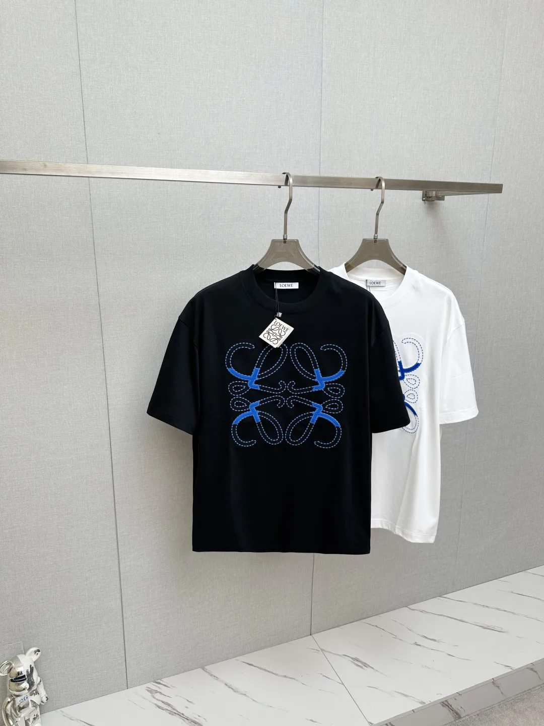 罗意威 新款走秀图案时尚休闲短袖T恤