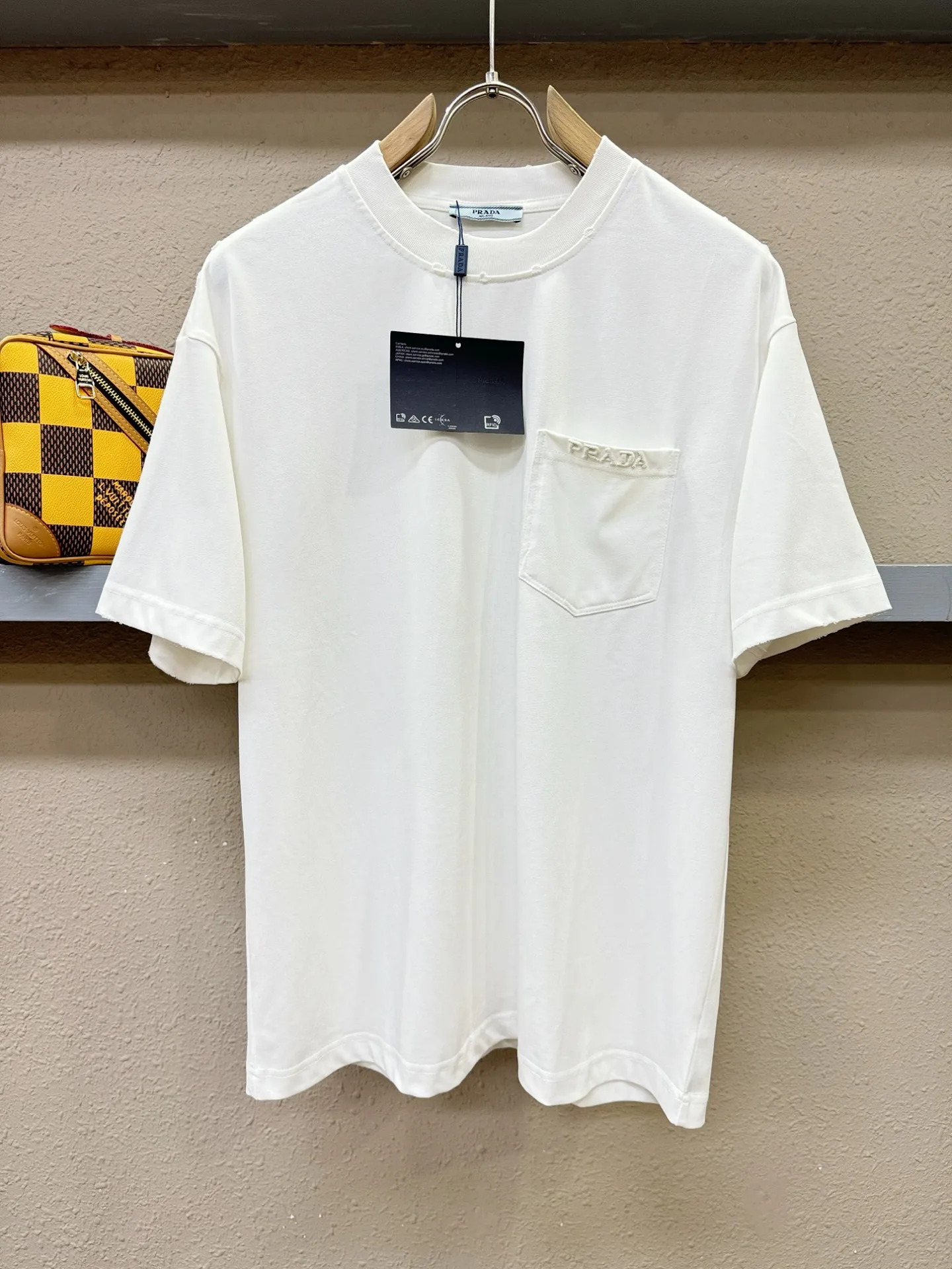 普拉达  2026新品休闲短袖T恤