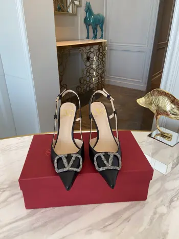 经典款女士高跟凉鞋 高仿华伦天奴女士高跟鞋/单鞋