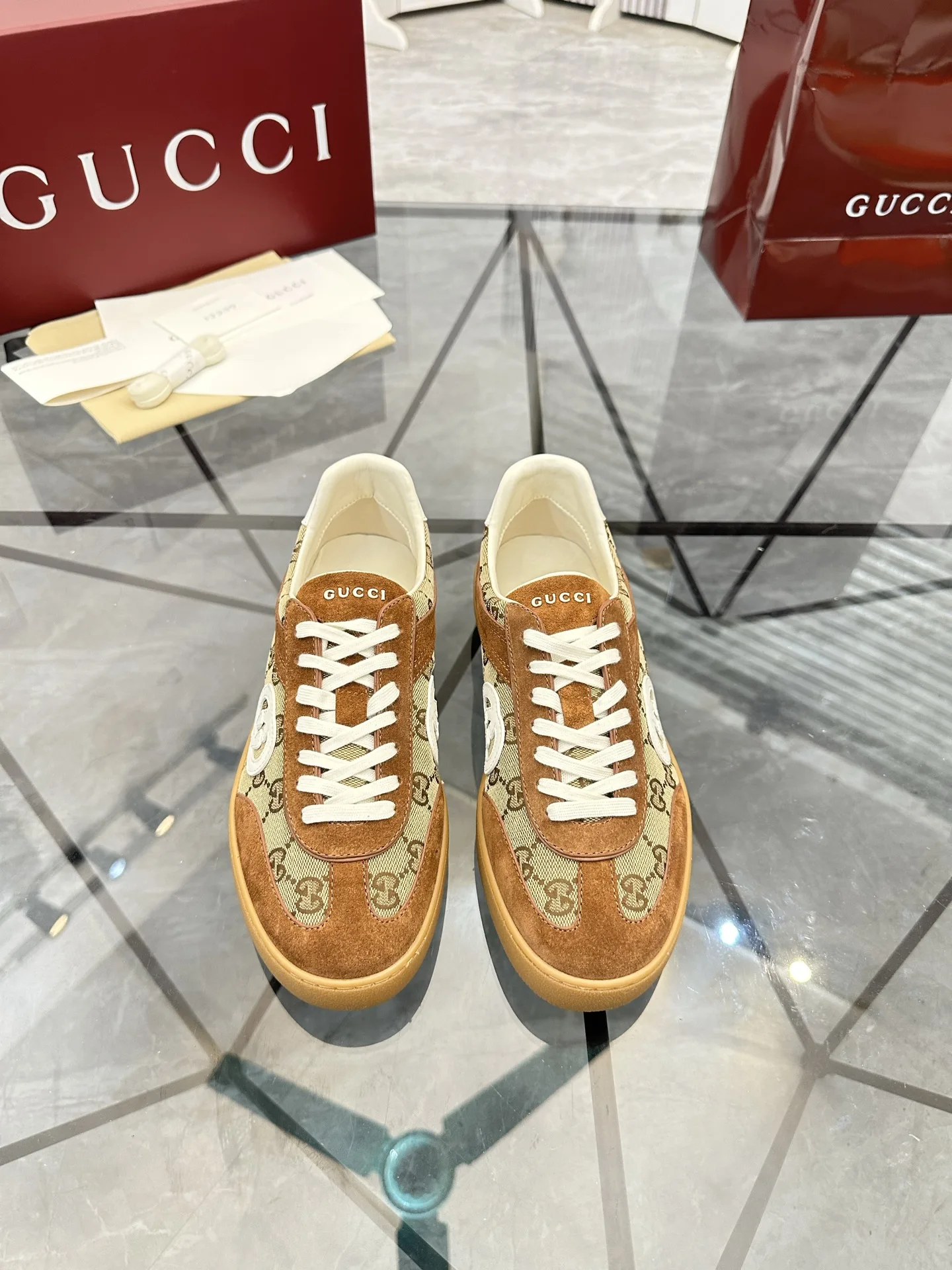 古奇 新款经典低帮休闲鞋