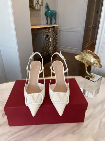 经典款女士高跟凉鞋 高仿华伦天奴女士高跟鞋/单鞋