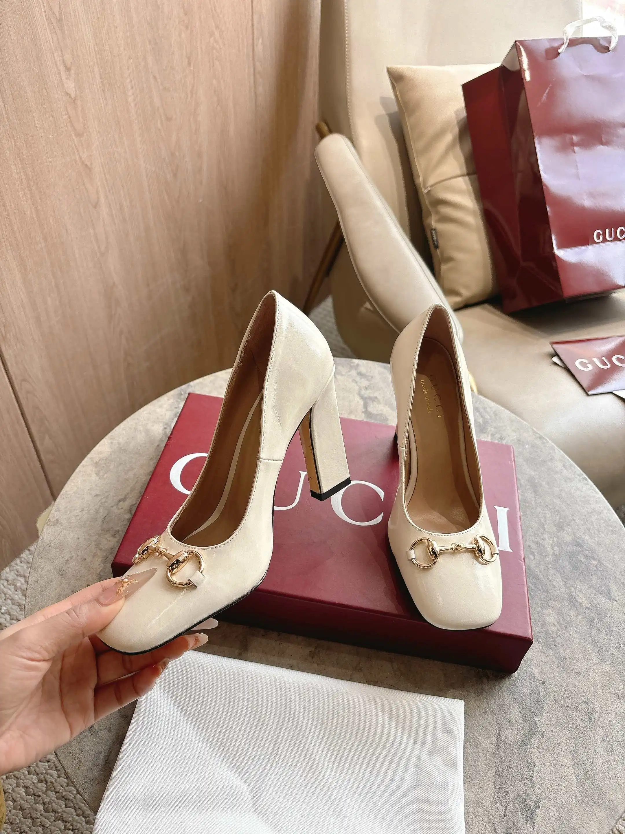 古奇 Signora系列鞋履 女士高跟鞋