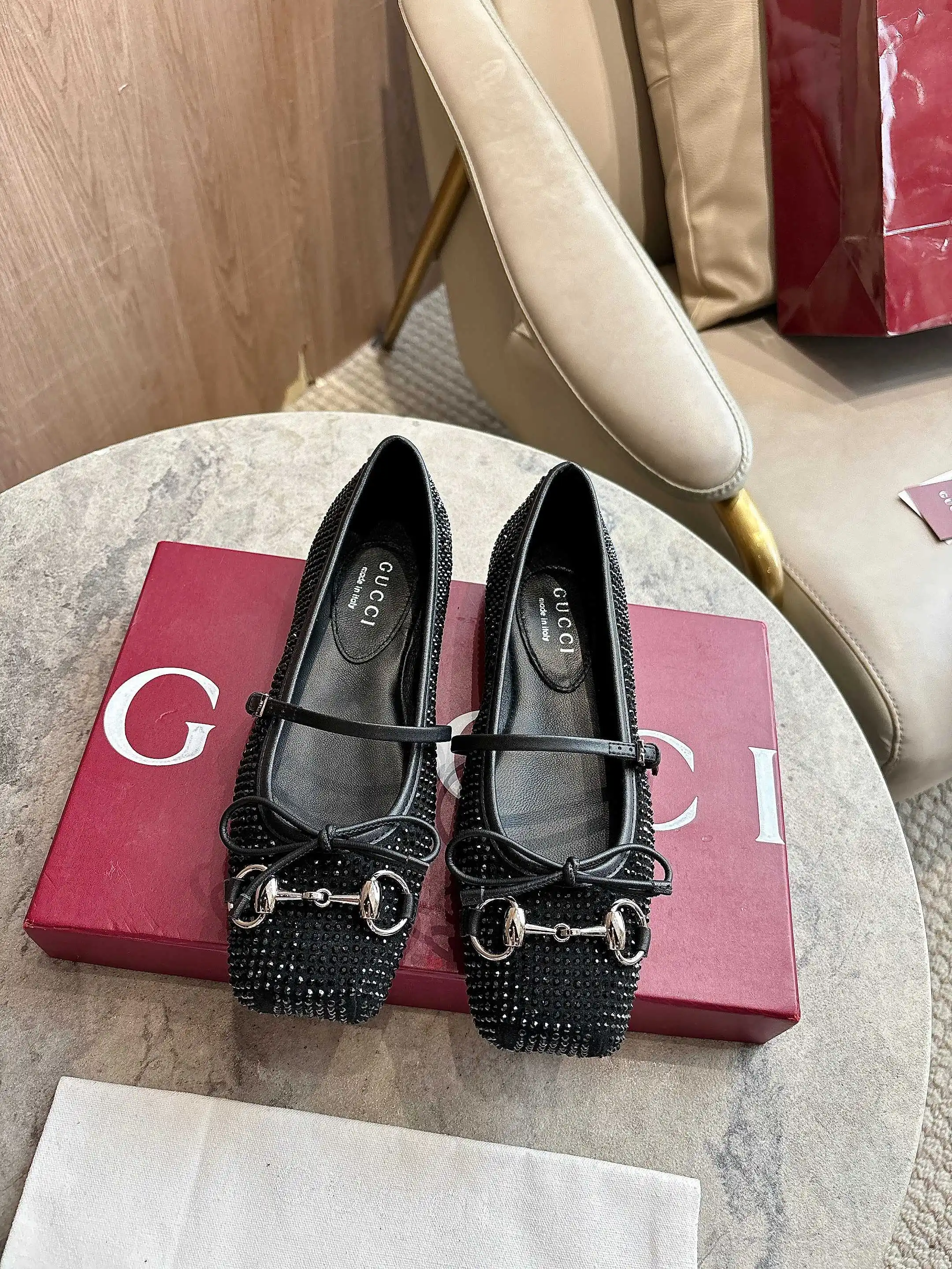 古奇 马衔扣平底芭蕾舞鞋 古奇 马衔扣平底芭蕾舞鞋