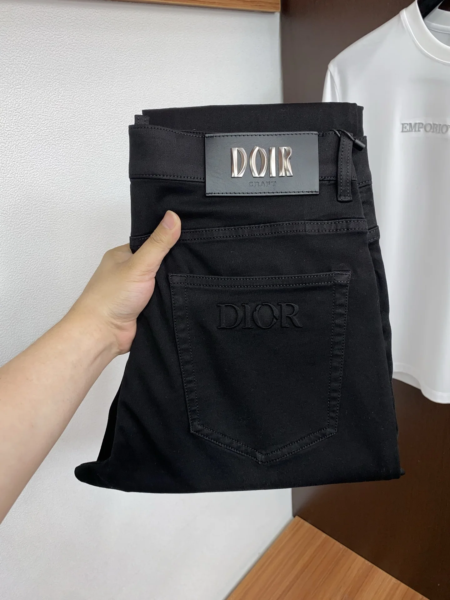 迪奥 2026早春最新款老风牛仔裤 迪奥 2026早春最新款老风牛仔裤