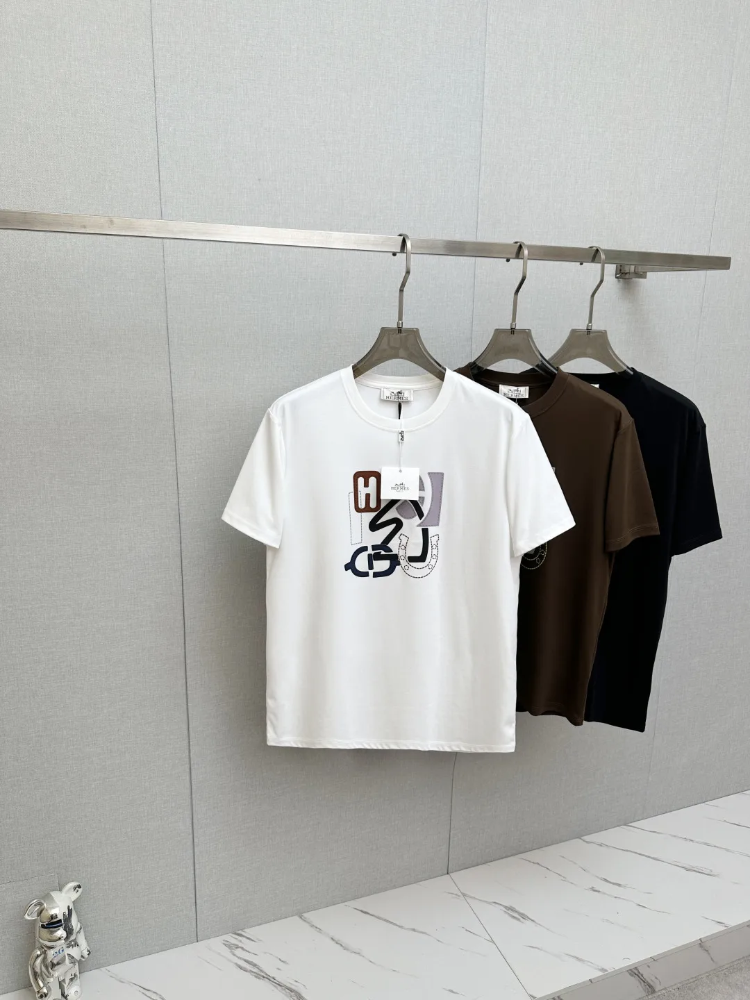 爱马仕 新款走秀图案时尚休闲短袖T恤