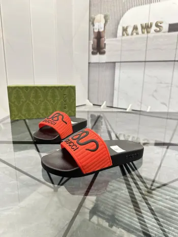 最新款情侣款拖鞋 高仿古奇男士凉鞋/拖鞋