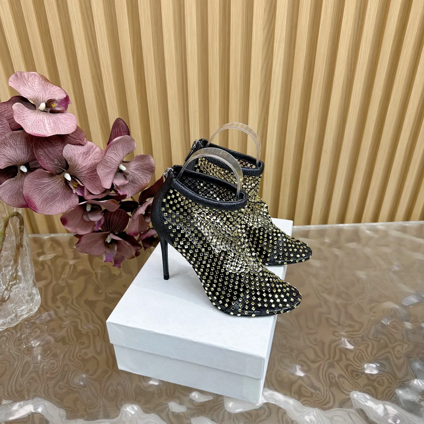 杜嘉班纳 Bingbing 网纱弹力钻靴 钻跟短靴