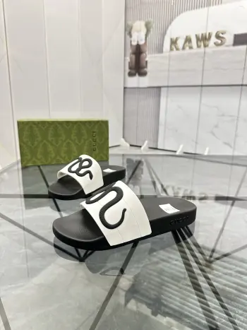 最新款情侣款拖鞋 高仿古奇男士凉鞋/拖鞋