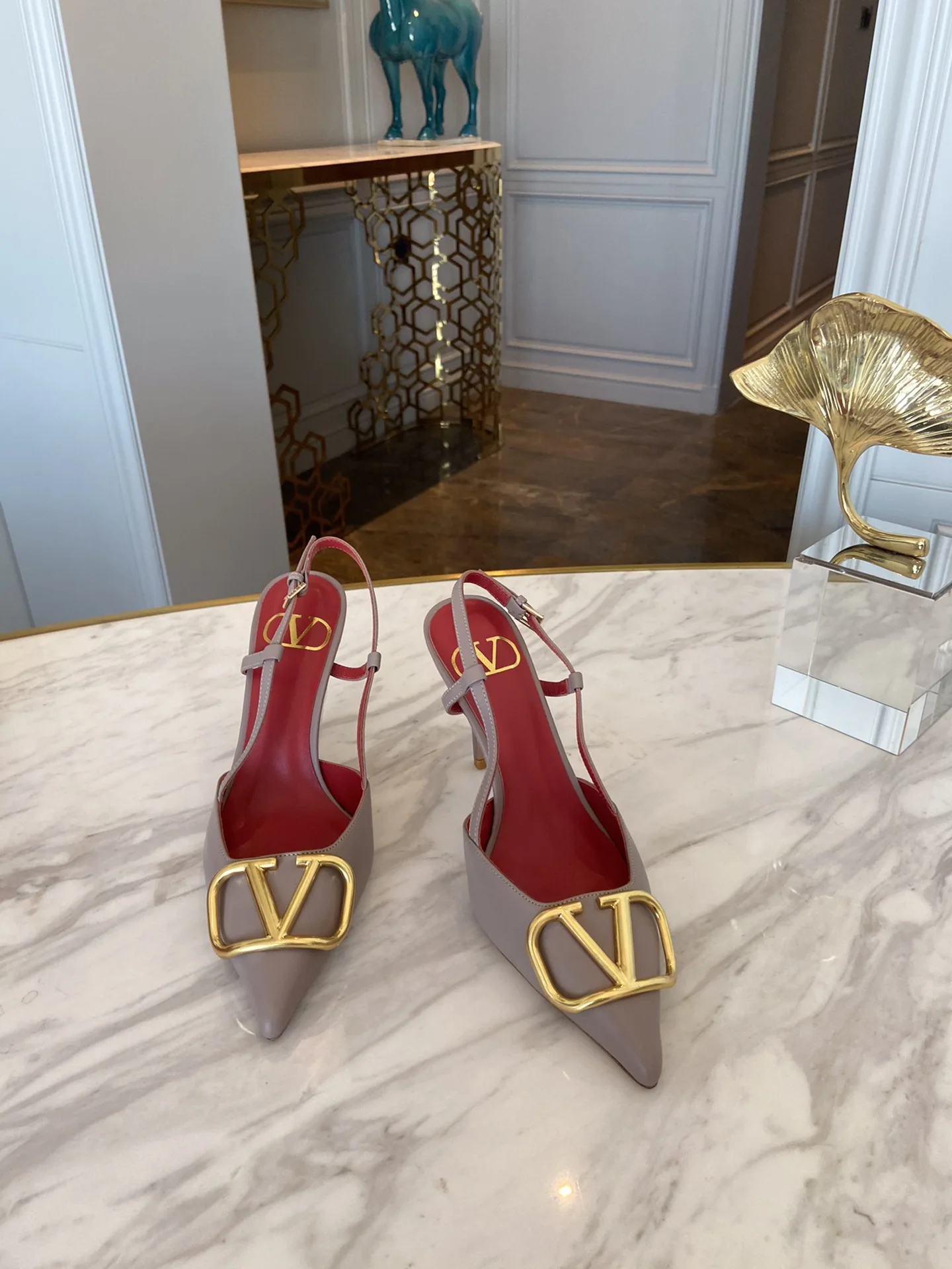 华伦天奴 经典款女士高跟凉鞋