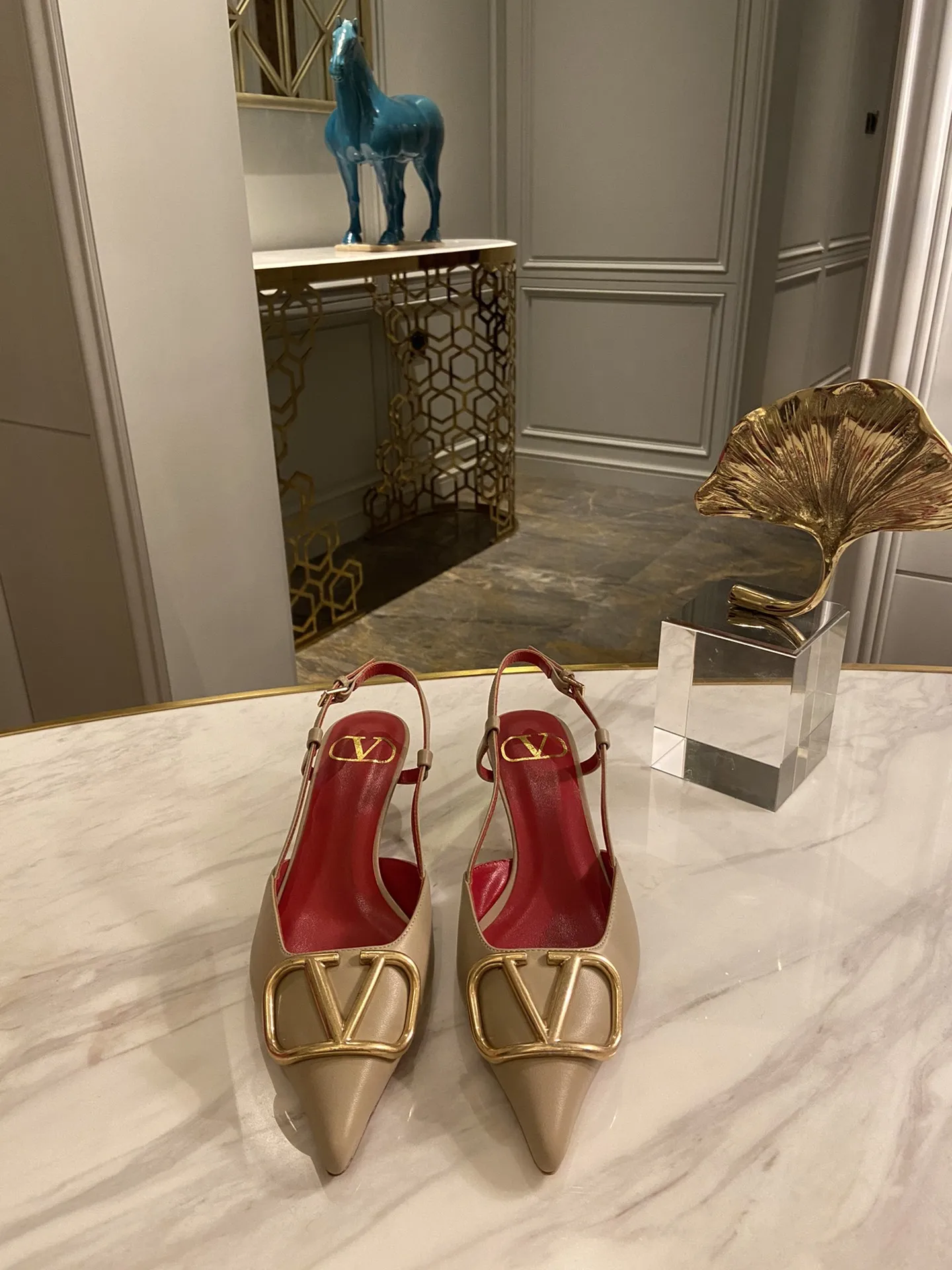 华伦天奴 经典款女士高跟凉鞋