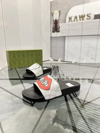 最新款情侣款拖鞋 高仿古奇男士凉鞋/拖鞋