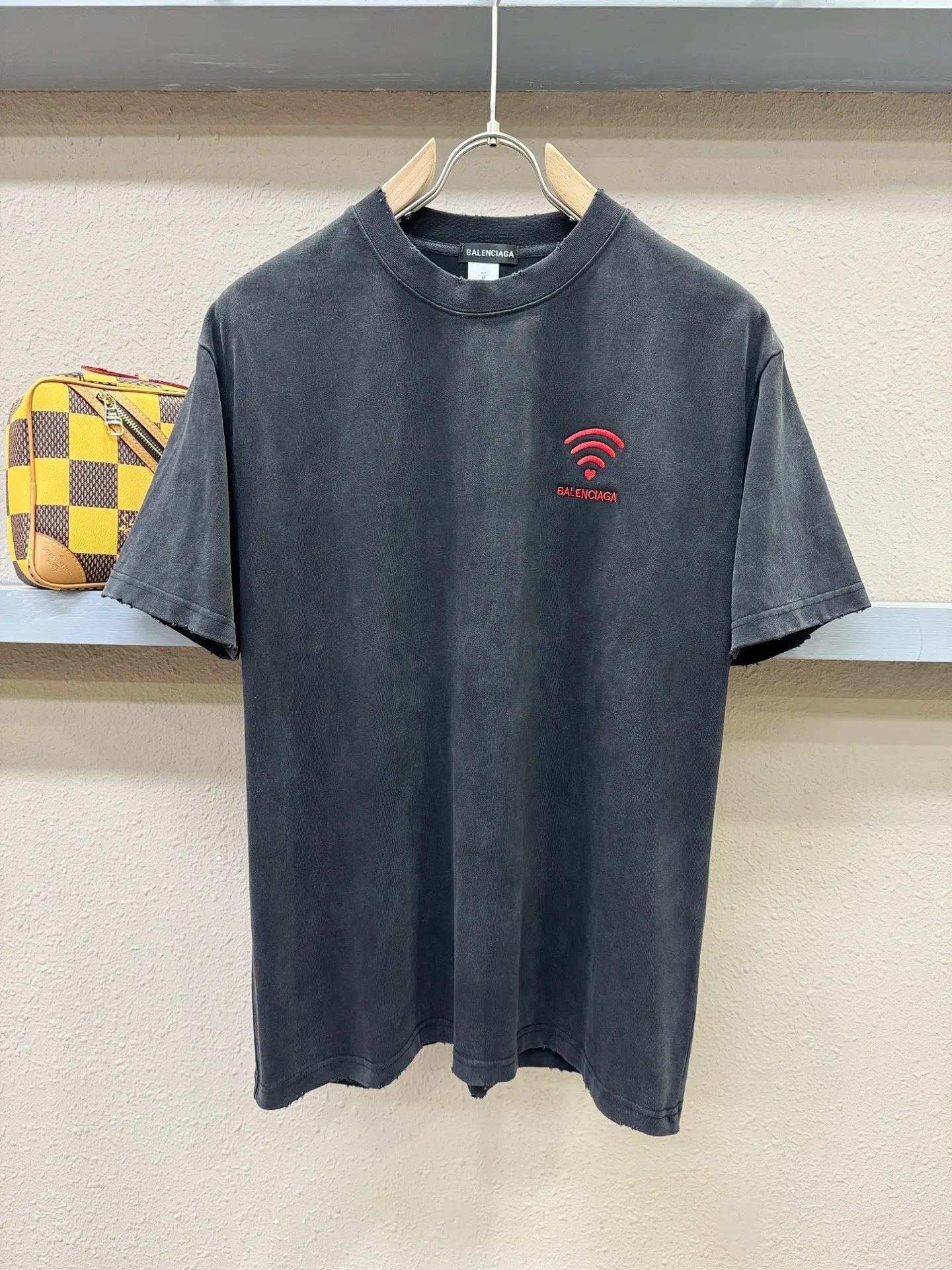 巴黎世家 2026新品休闲短袖T恤 巴黎世家 2026新品休闲短袖T恤