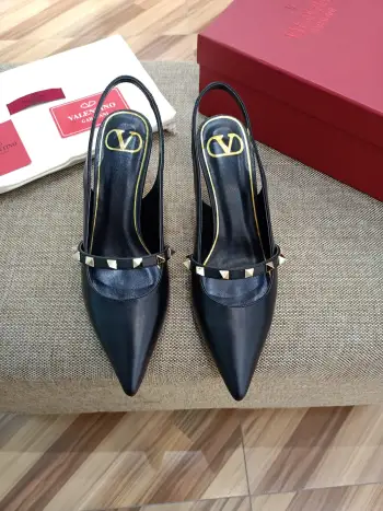 经典款女士高跟凉鞋 高仿华伦天奴女士高跟鞋/单鞋