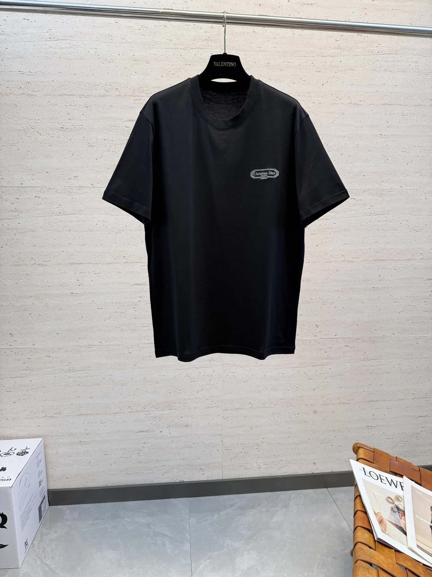 Dior 26S New Spring and Summer Casual Men s Round Neck Short Sleeve Dior 26S New Spring and Summer Casual Men s Round Neck Short Sleeve