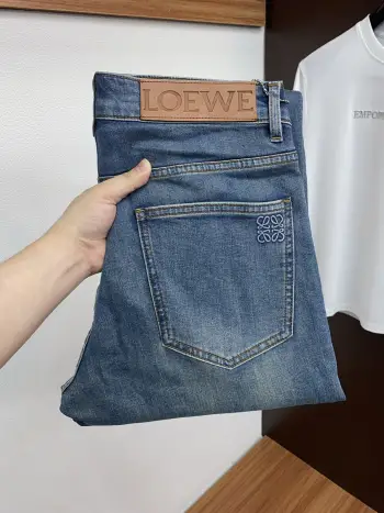 26 Spring/Summer New Arrival Original Men s Slim Fit Denim Casual Pants Replica Loewe Jeans
