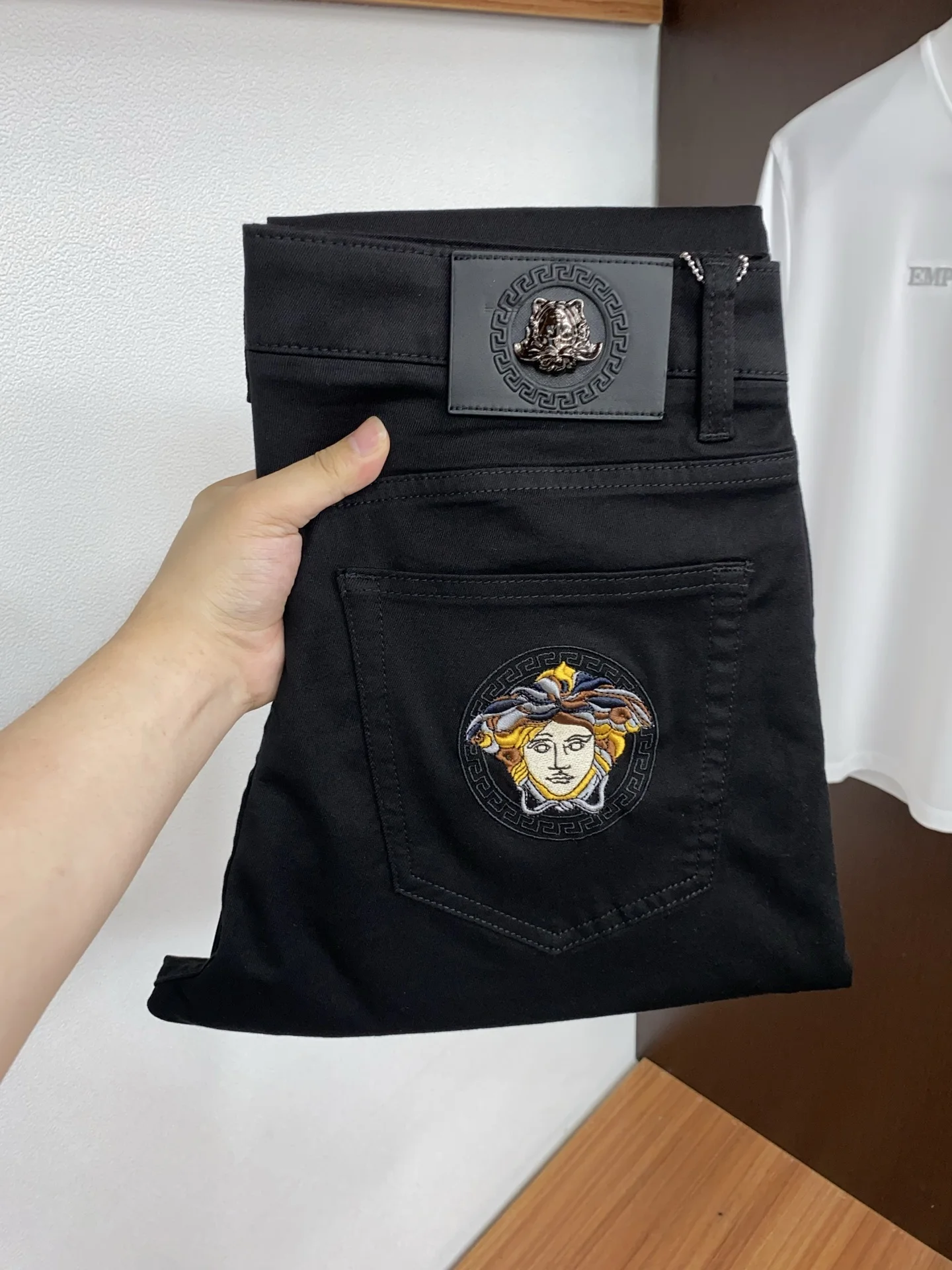 范思哲 2026早春最新款老风牛仔裤 范思哲 2026早春最新款老风牛仔裤